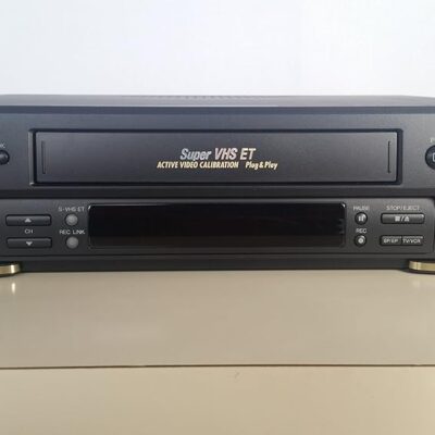 JVC HR-S3600U 4-Head S-VHS VCR