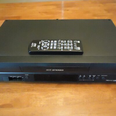 JVC HRJ692U 4-Head Hi-Fi VCR , Black