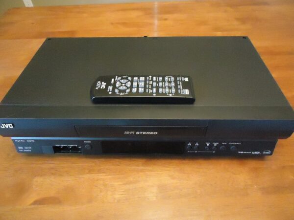 JVC HRJ692U 4-Head Hi-Fi VCR , Black