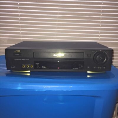 JVC HRS3800U 4-Head S-VHS VCR