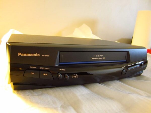 Panasonic PV-8400 Video Cassette Recorder