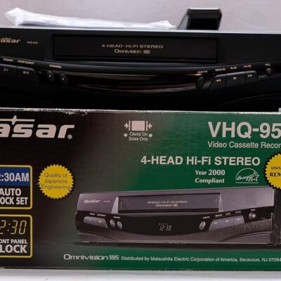 Quasar VHQ-950 VCR Video Cassette Recorder Player