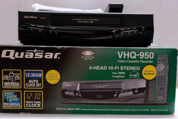 Quasar VHQ-950 VCR Video Cassette Recorder Player