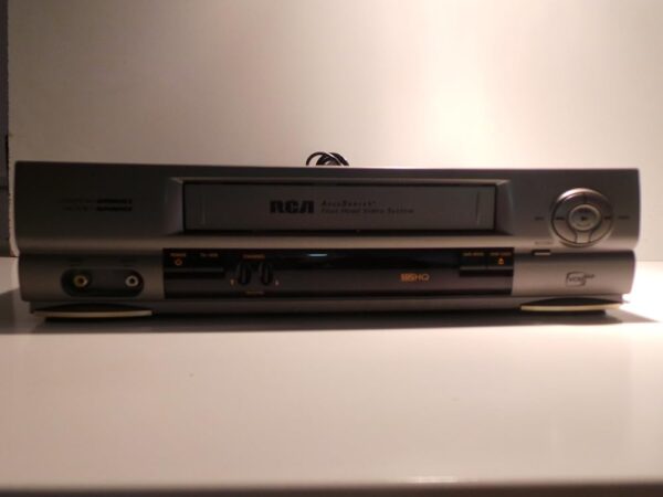 RCA VR552 4-Head VCR