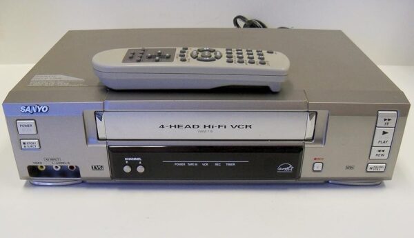 Sanyo VWM-710 4-Head Hi-Fi Stereo VCR