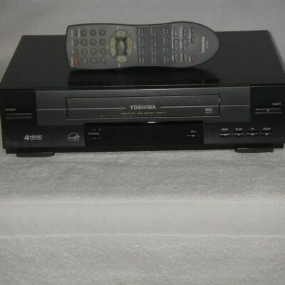 Toshiba W412 4-Head VCR